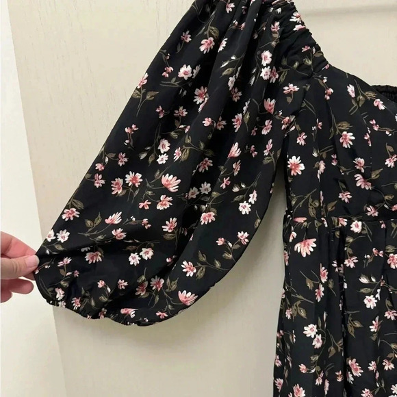 WAYF Floral Tiered Long Sleeve Black Pink Puff Sleeve Mini Dress Worn Once! - Picture 8 of 9